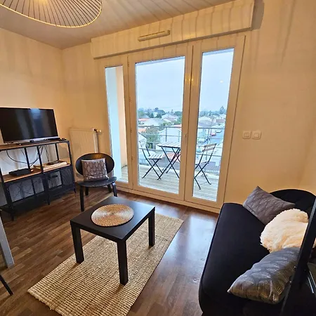 Cosy Appartement Equipe Avec Terrasse, Wifi Pont-de-la-Maye Exterior foto