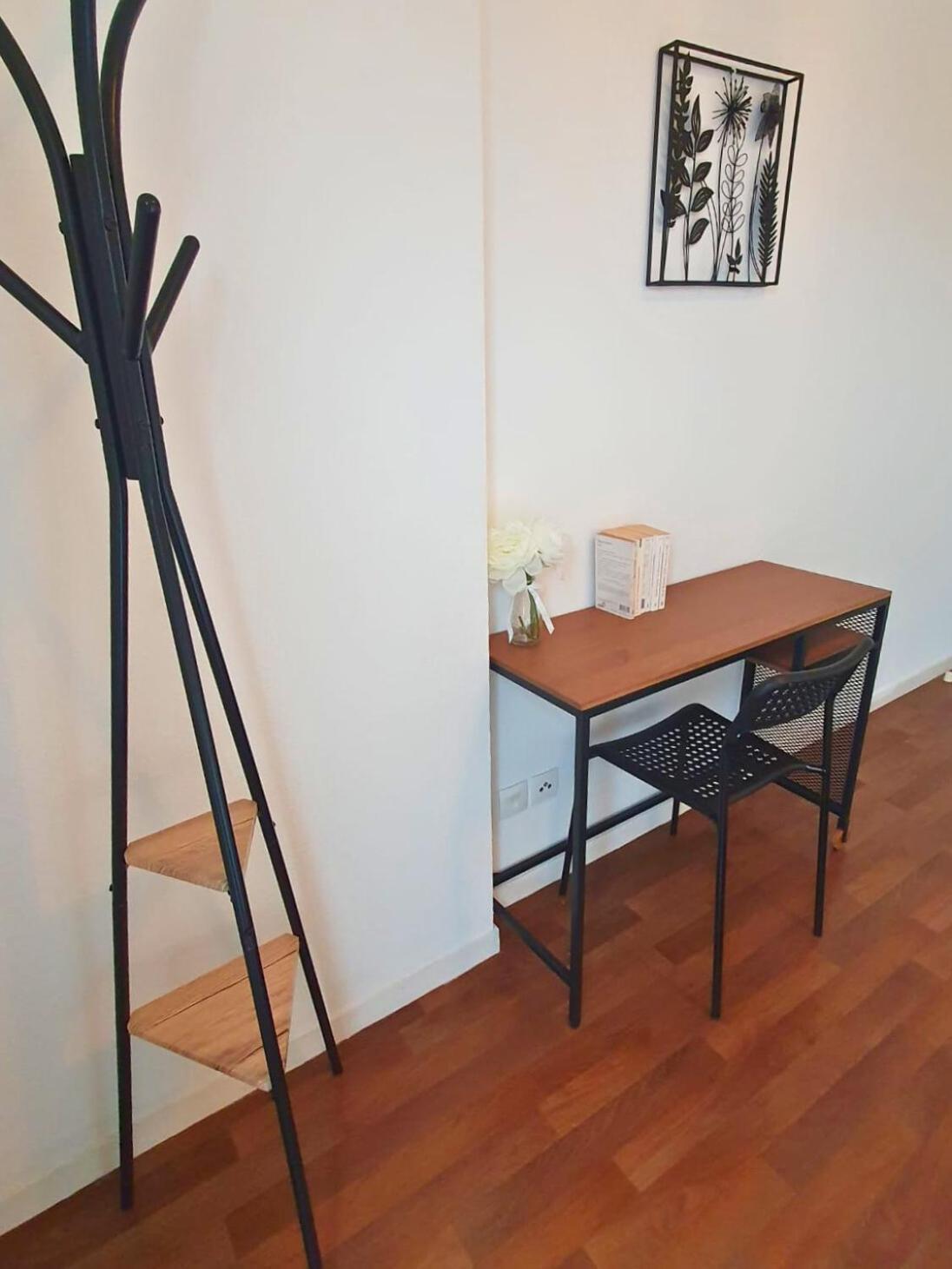 Apartment Cosy Equipe Avec Terrasse, Wifi *